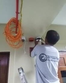 Zettabytes technicians at work on a job site